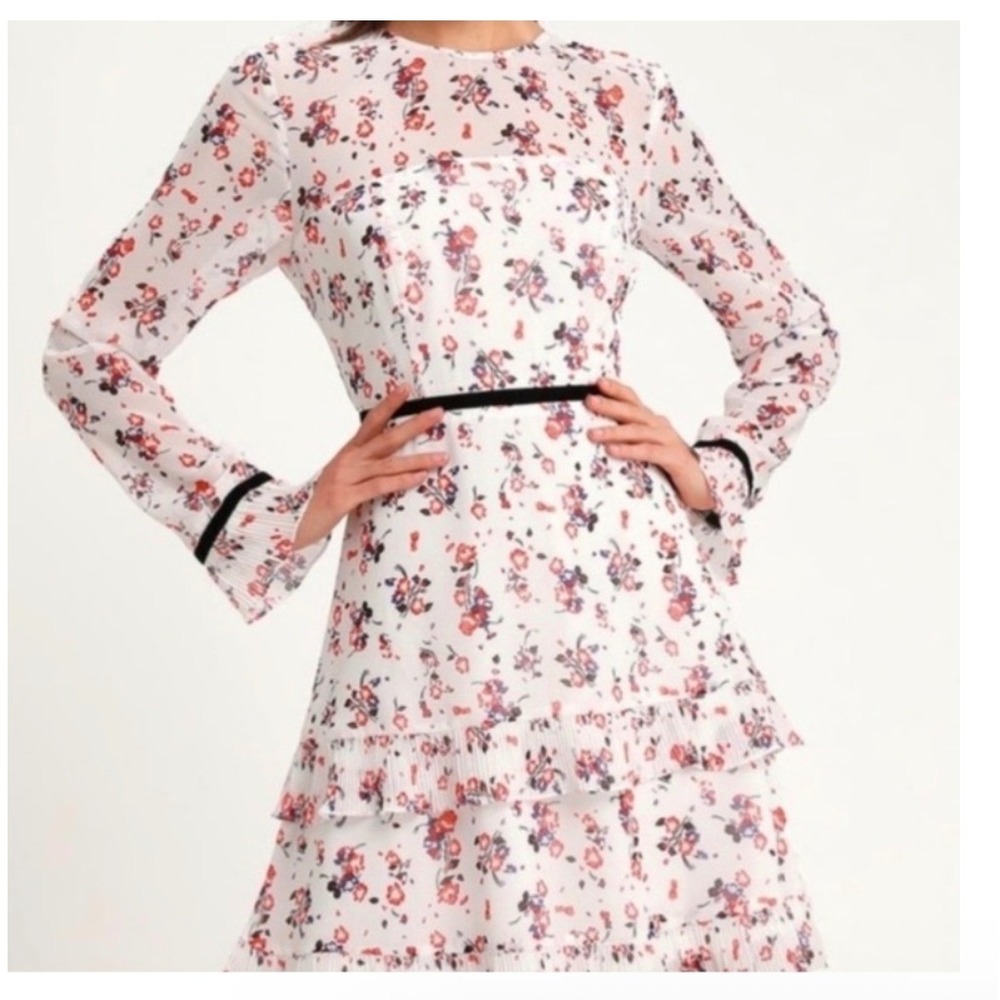 Lulus Floral Mini Dress White Red Blue Ruffle Tiered Long Sleeve DE22909AL Small